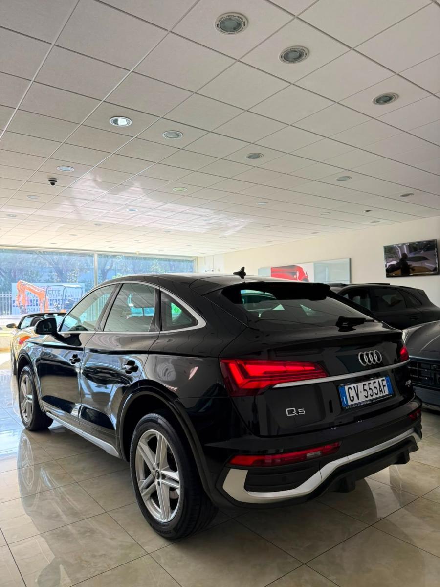 AUDI - Q5 Sportback - Q5 SPB 40 TDI quattro S tronic S line