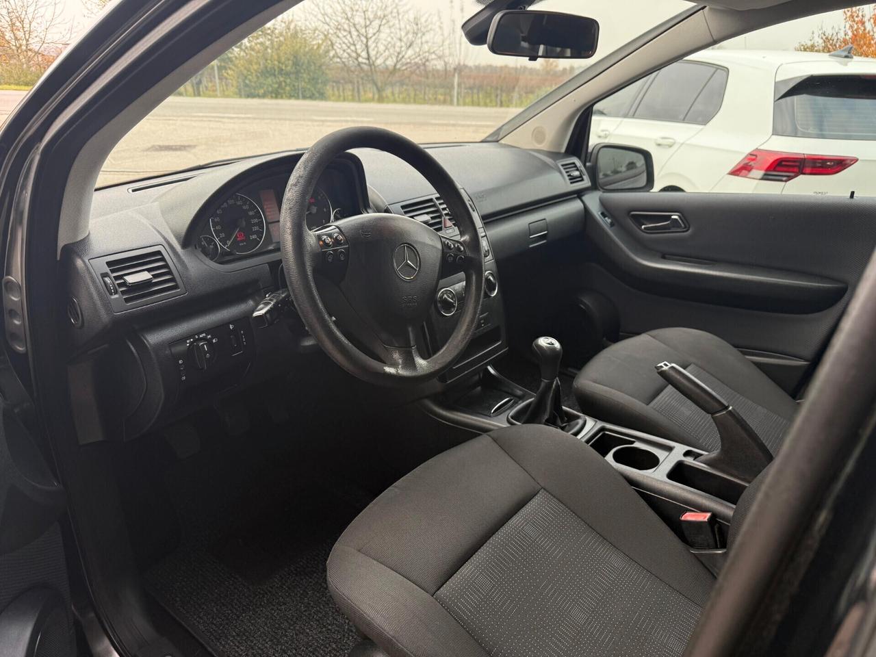 Mercedes-benz A 160 1.5 Benzina Neopatentati