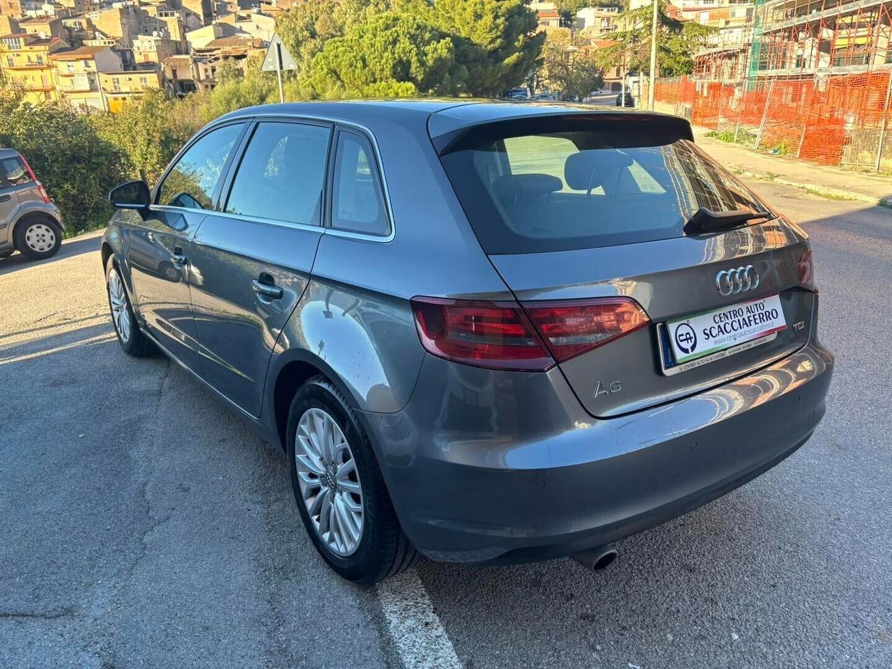 Audi A3 SPB 1.6 TDI Ambiente