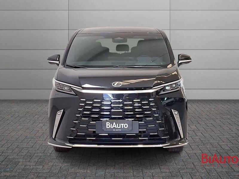 Lexus LM LM 2.5 hybrid Luxury 206cv 7p.ti auto 4WD