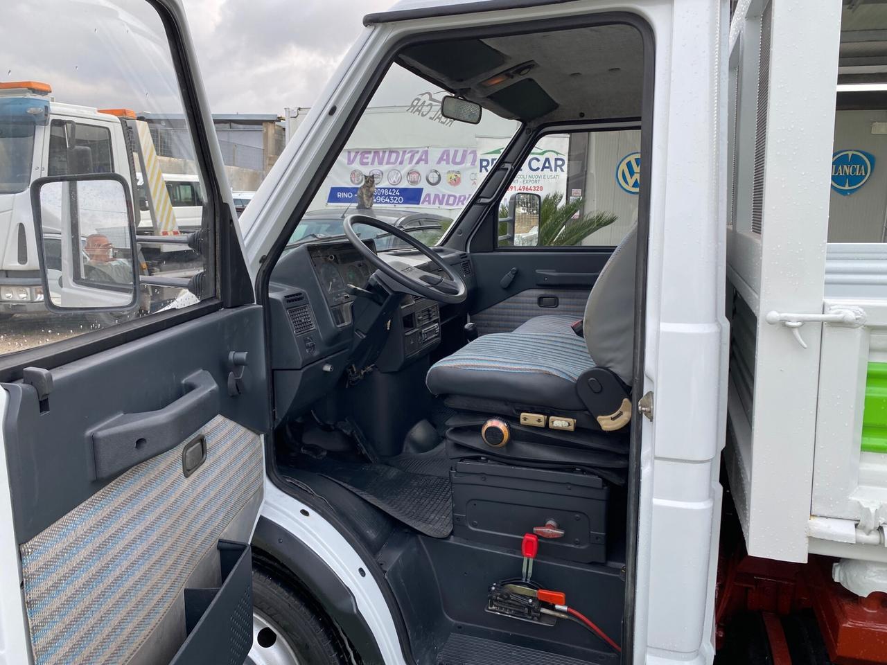 Iveco Daily 35-12 Ribaltabile Trilaterale