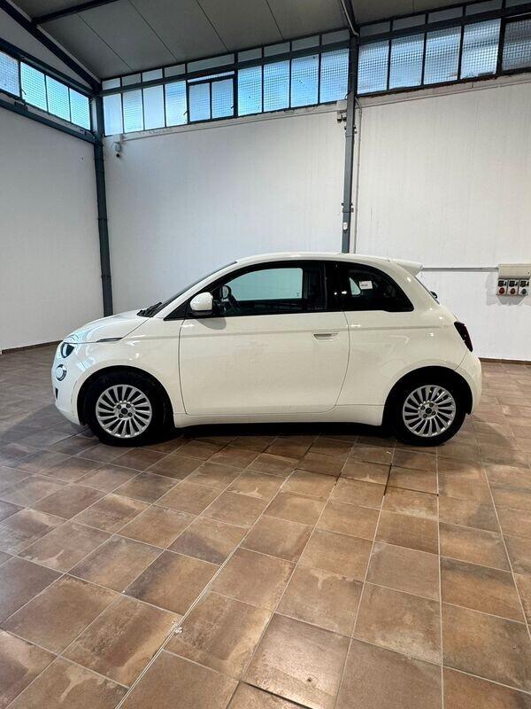 FIAT 500E ELETTRICA ACTION 2022