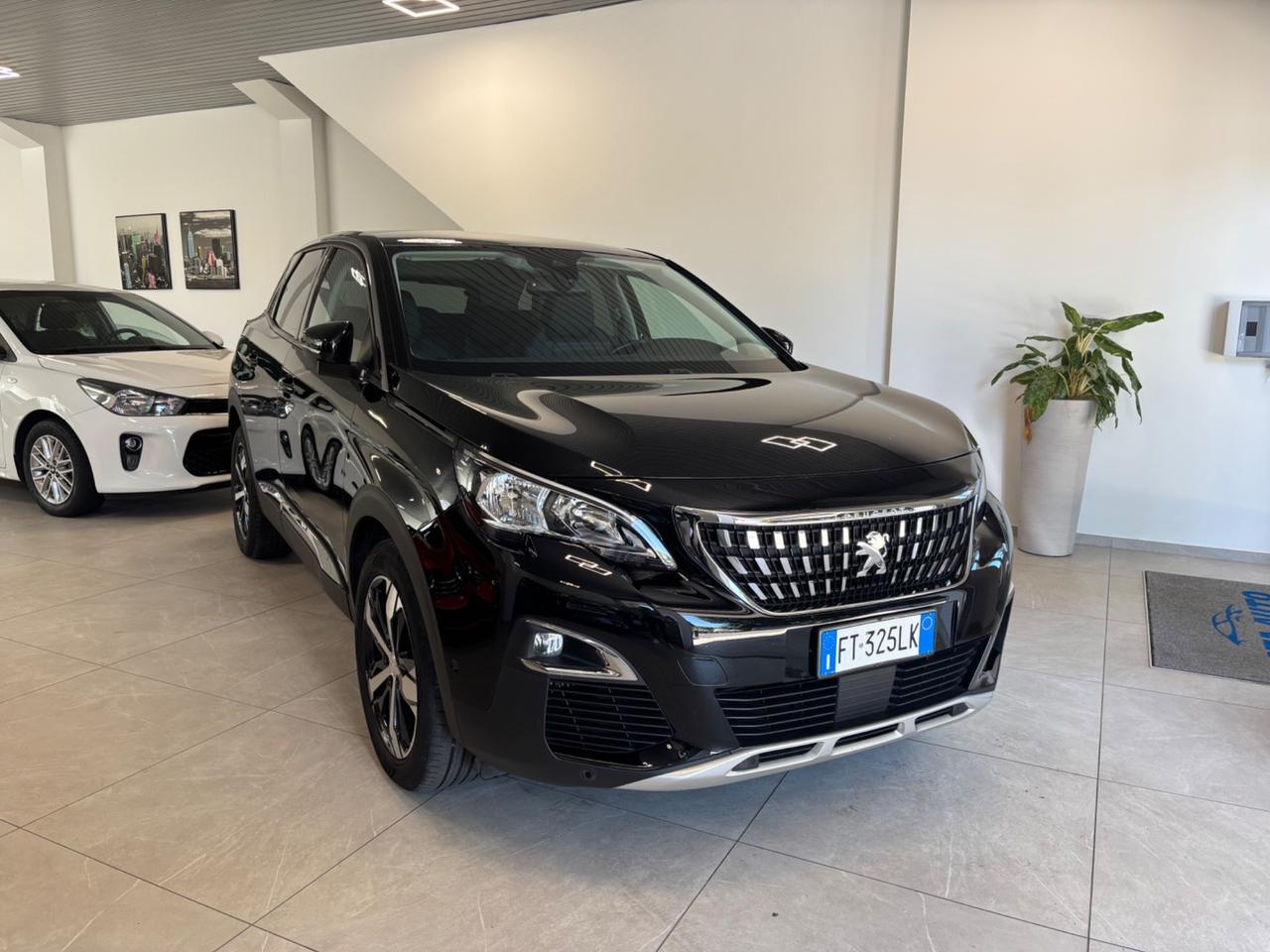 Peugeot 3008 BlueHDi 130 S&S EAT8 Allure