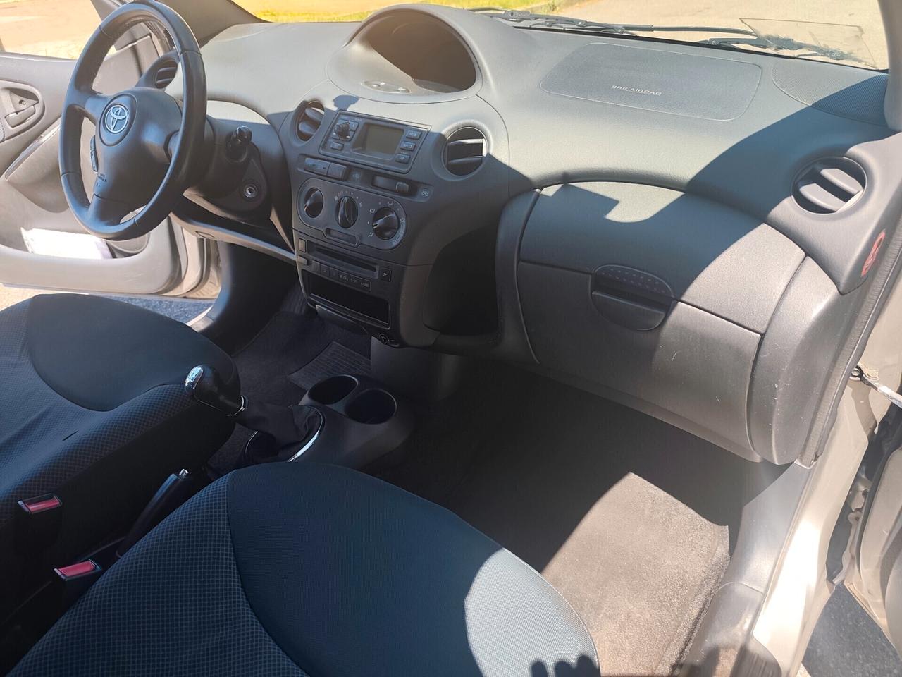 Toyota Yaris 1.0i Benz euro 4 5 porte