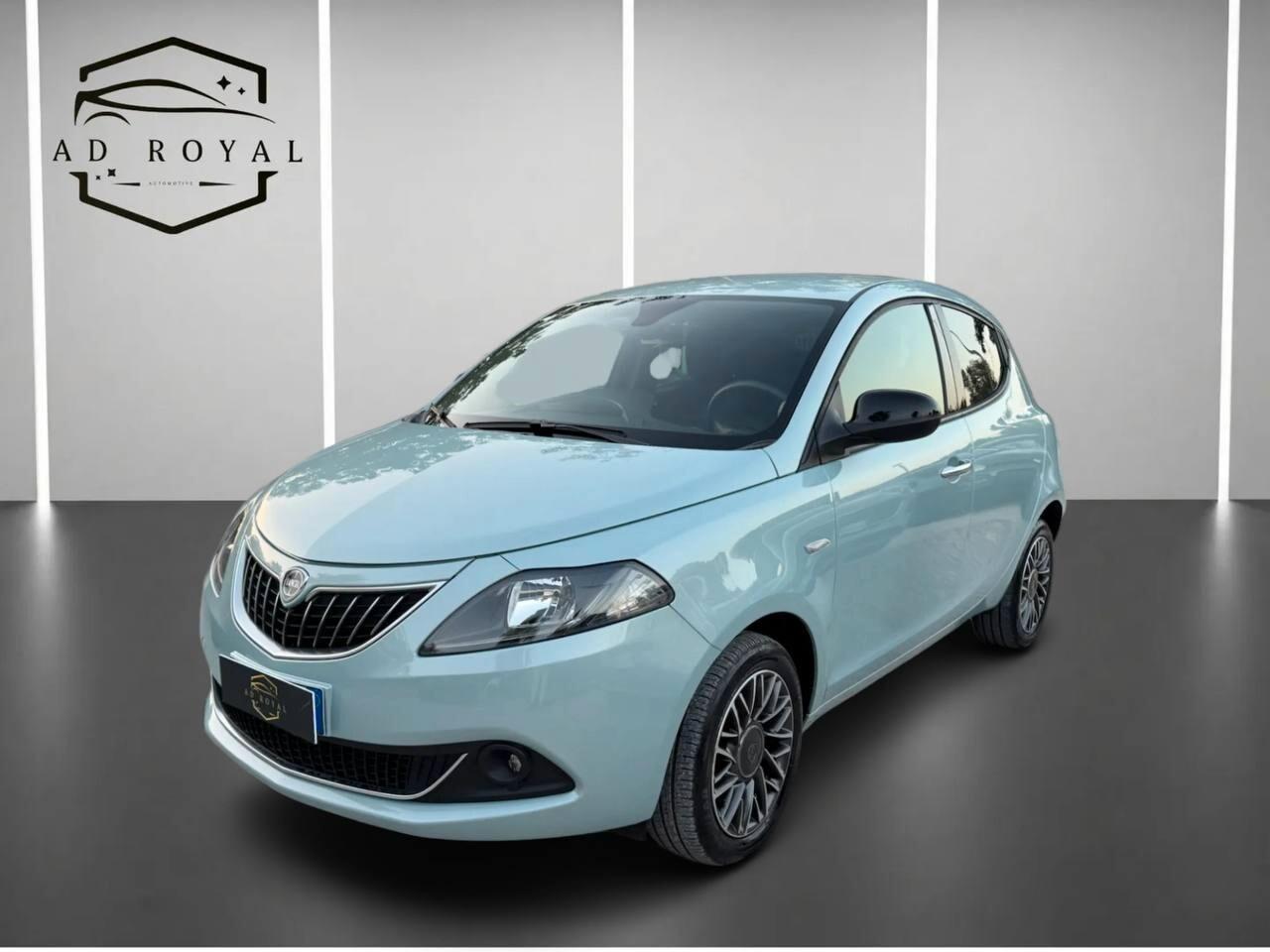Lancia Ypsilon 1.0 FireFly 5 porte S&S Hybrid Alberta Ferretti 10/2023