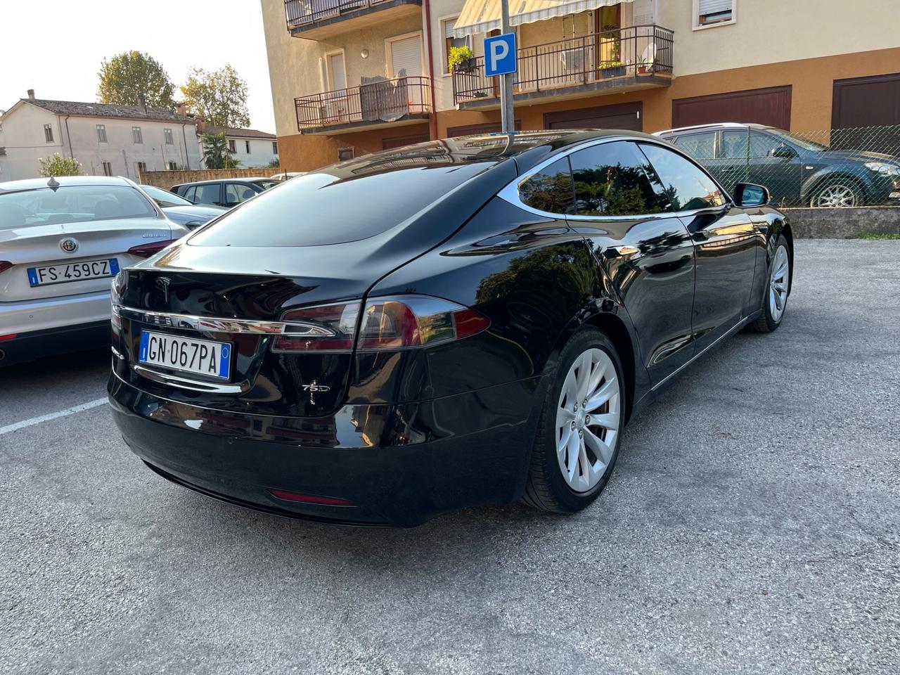 Tesla Model S 75k anno 2018