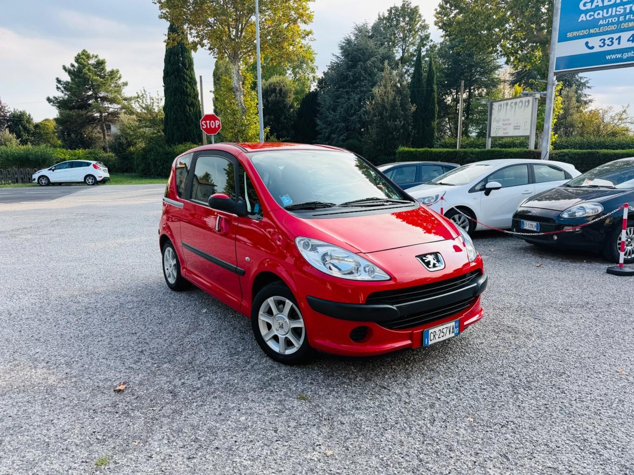 Peugeot 1007 1.4 Happy 82.000 km!!