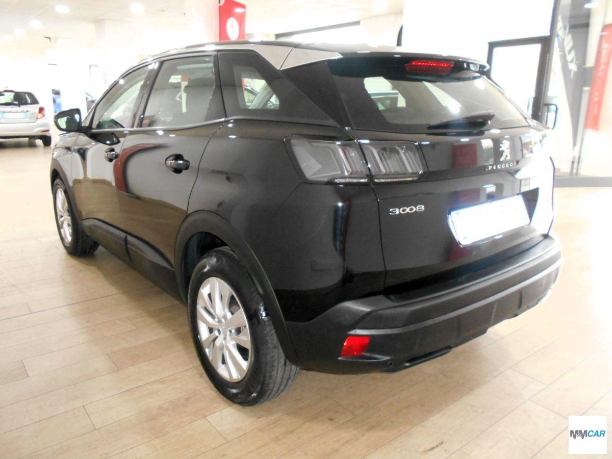 PEUGEOT 3008 PureTech Turbo 130 EAT8 S&S Active Business