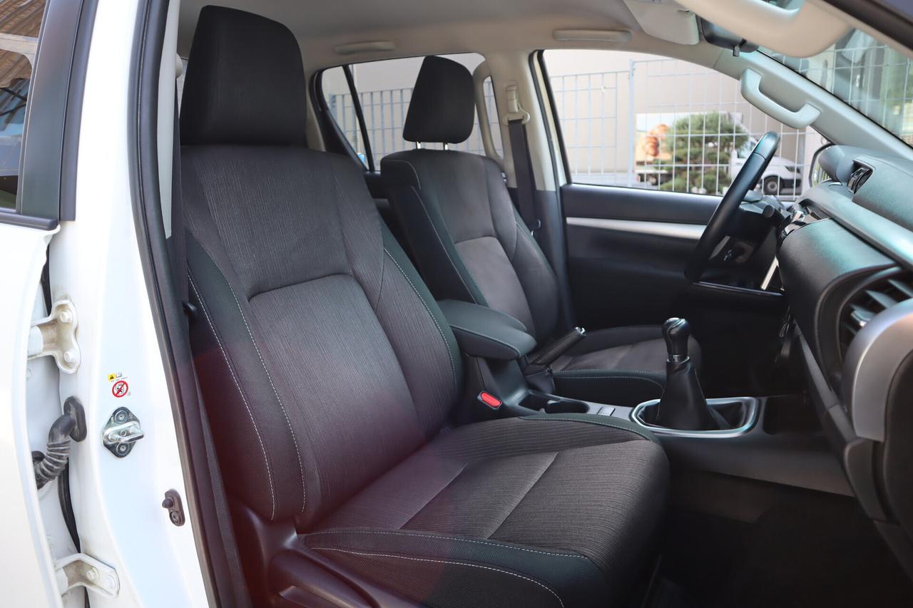 Toyota Hilux 2.4 D-4D 4WD 4 porte Double Cab
