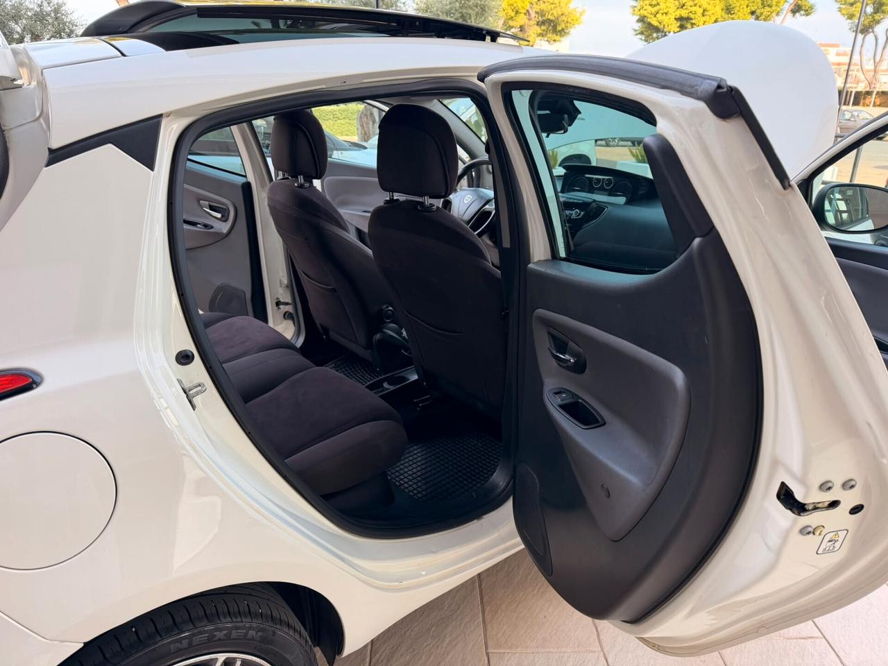 Lancia Ypsilon 1.3 MJT 16V 95 CV 5 porte S&S Platinum