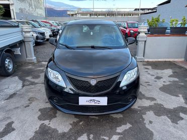 Lancia Ypsilon 0.9 TwinAir 85 CV 5 porte Metano Ecochic Silver