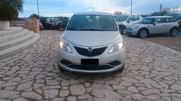Lancia Ypsilon 1.2 69 CV 5 porte Gold