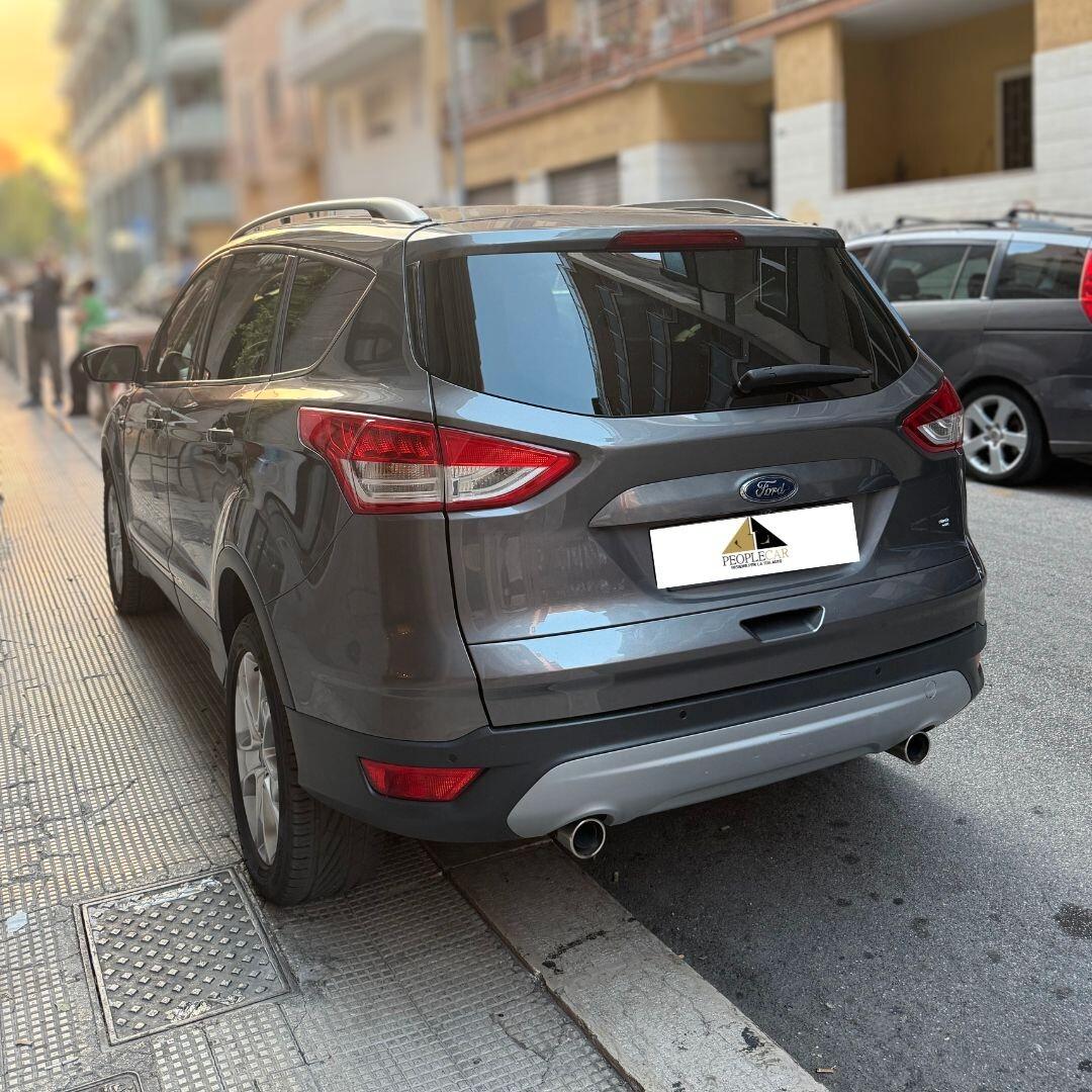 Ford Kuga 2.0 TDCI Titanium **CAMBIO AUTOMATICO**