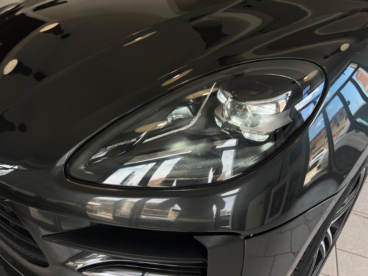 Porsche Macan 2.0 245cv FULL ROSSO CARTIER + BOSE