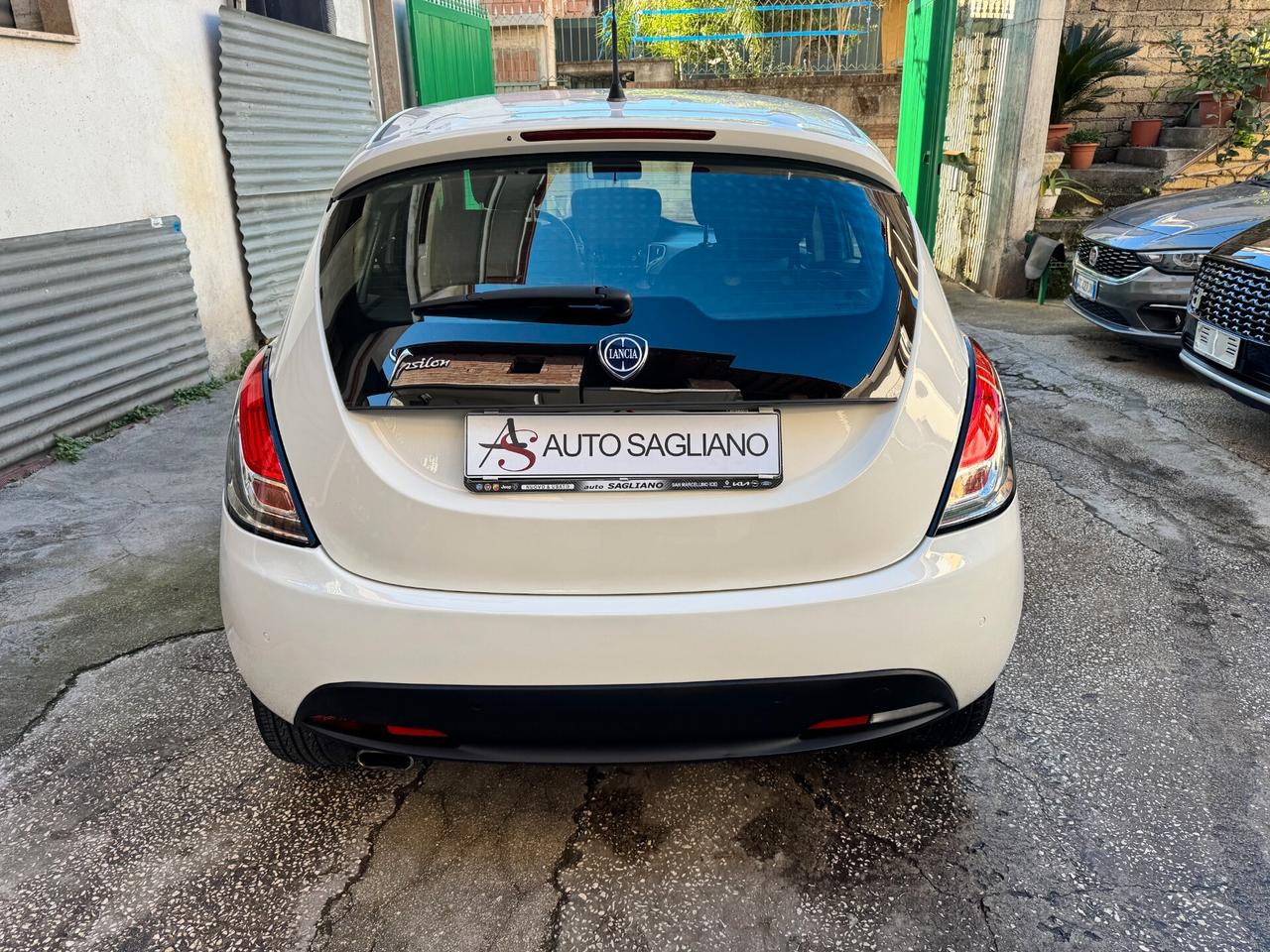 Lancia Ypsilon 1.2 69 CV 5 porte S&S Gold