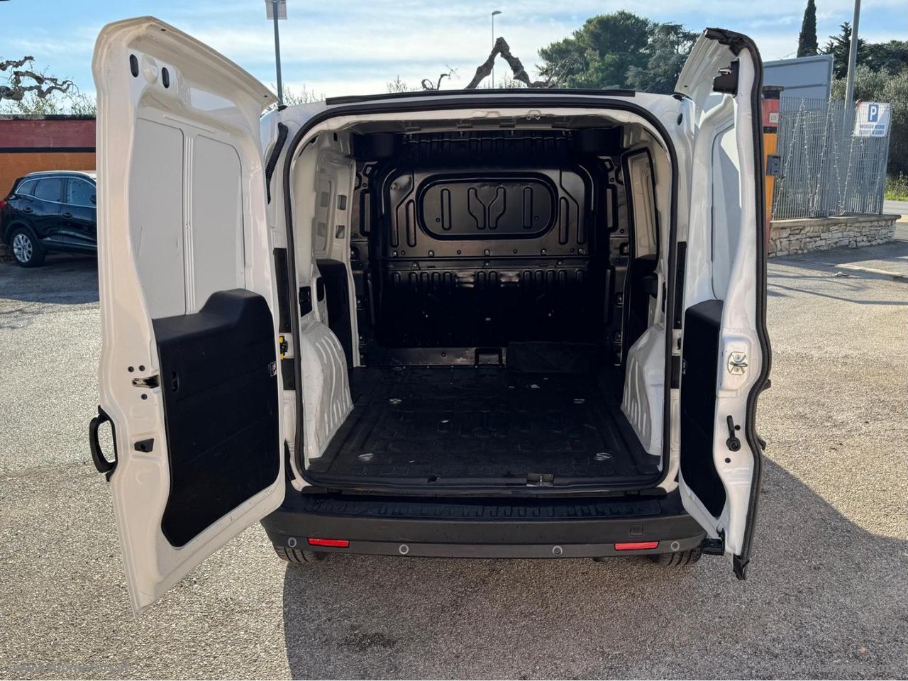 DOBLO CARGO LOUNGE 1.6 MJ 105CV