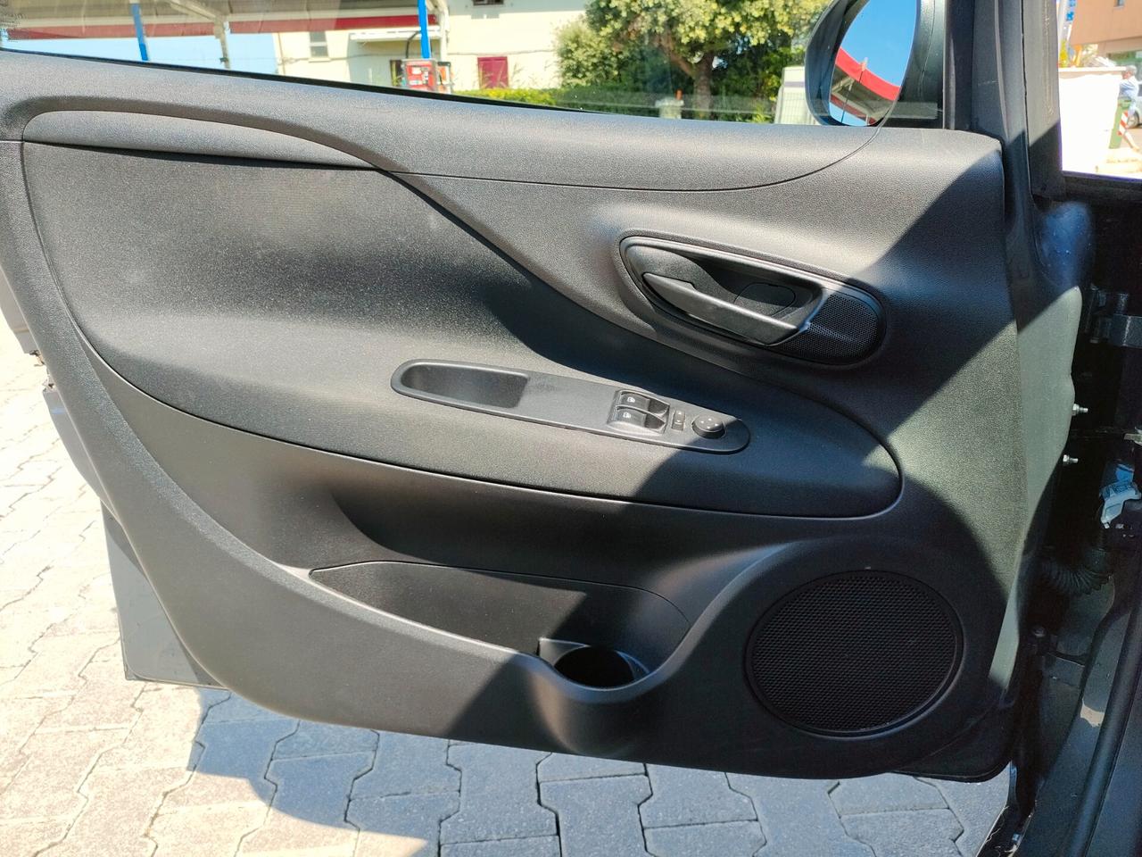 Fiat Punto 1.3 MJT II S&S 95 CV 5 porte Street