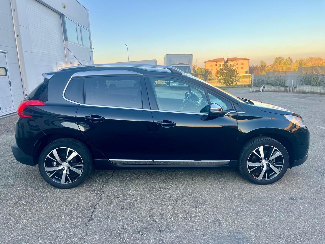 Peugeot 2008 1.6 e-HDi 2014 141.000km perfetta