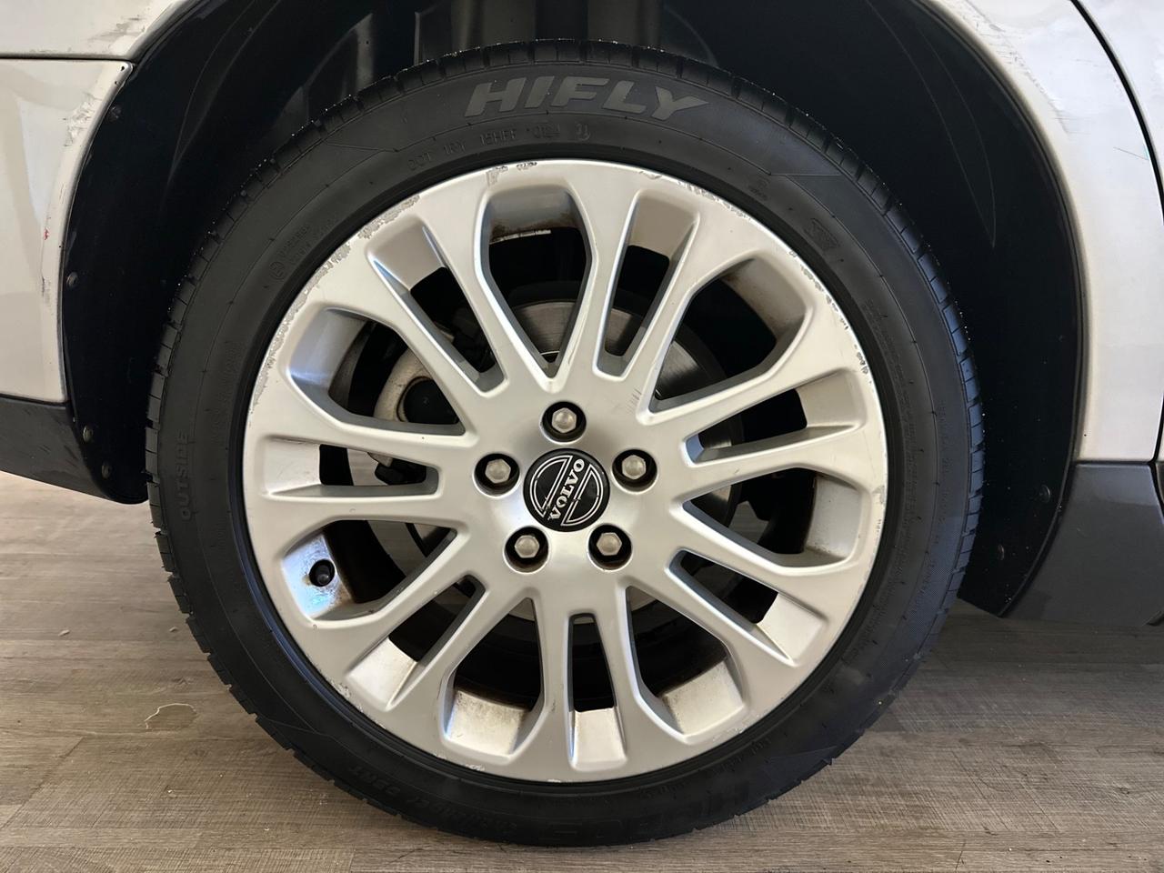 Volvo V50 2.4 D5 cat aut. Momentum AUTOMATICA