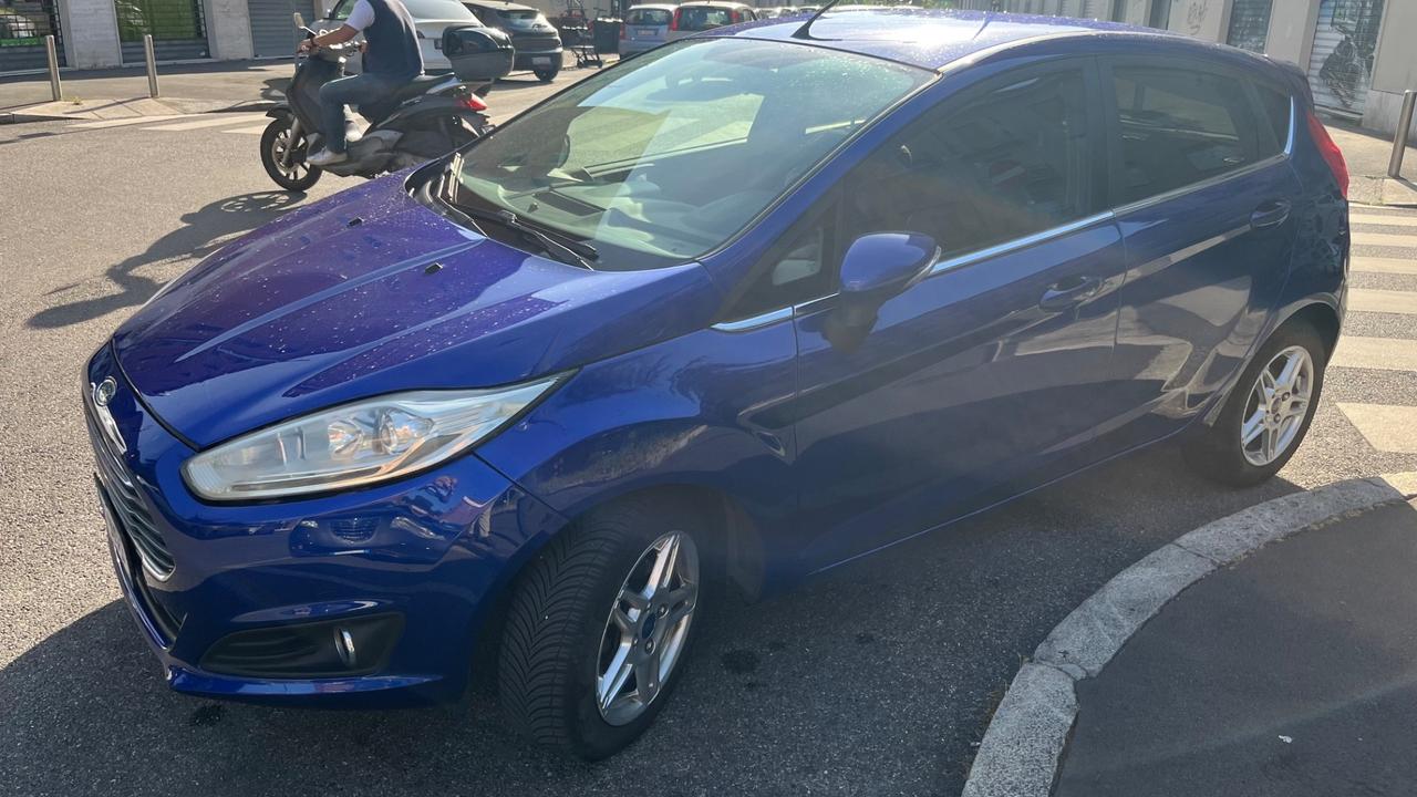 Ford Fiesta 1.4 5 porte Bz.- GPL Titanium