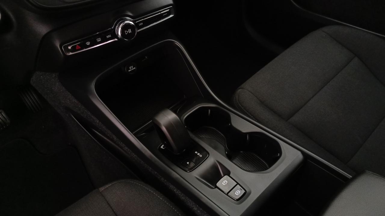 VOLVO XC40 1.5 t2 Momentum Pro auto my21