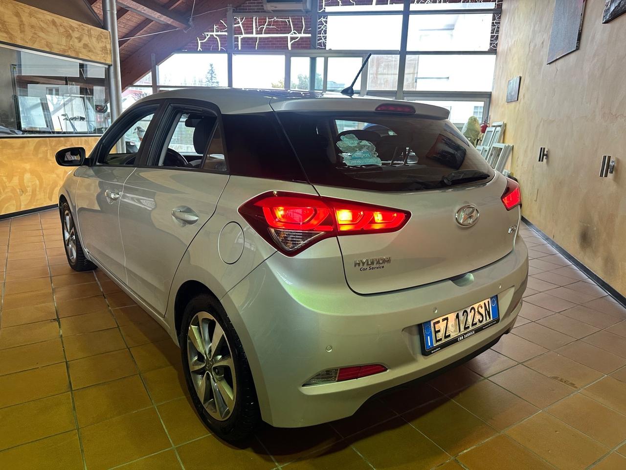Hyundai i20 1.2 84 CV 5 porte Econext GPL
