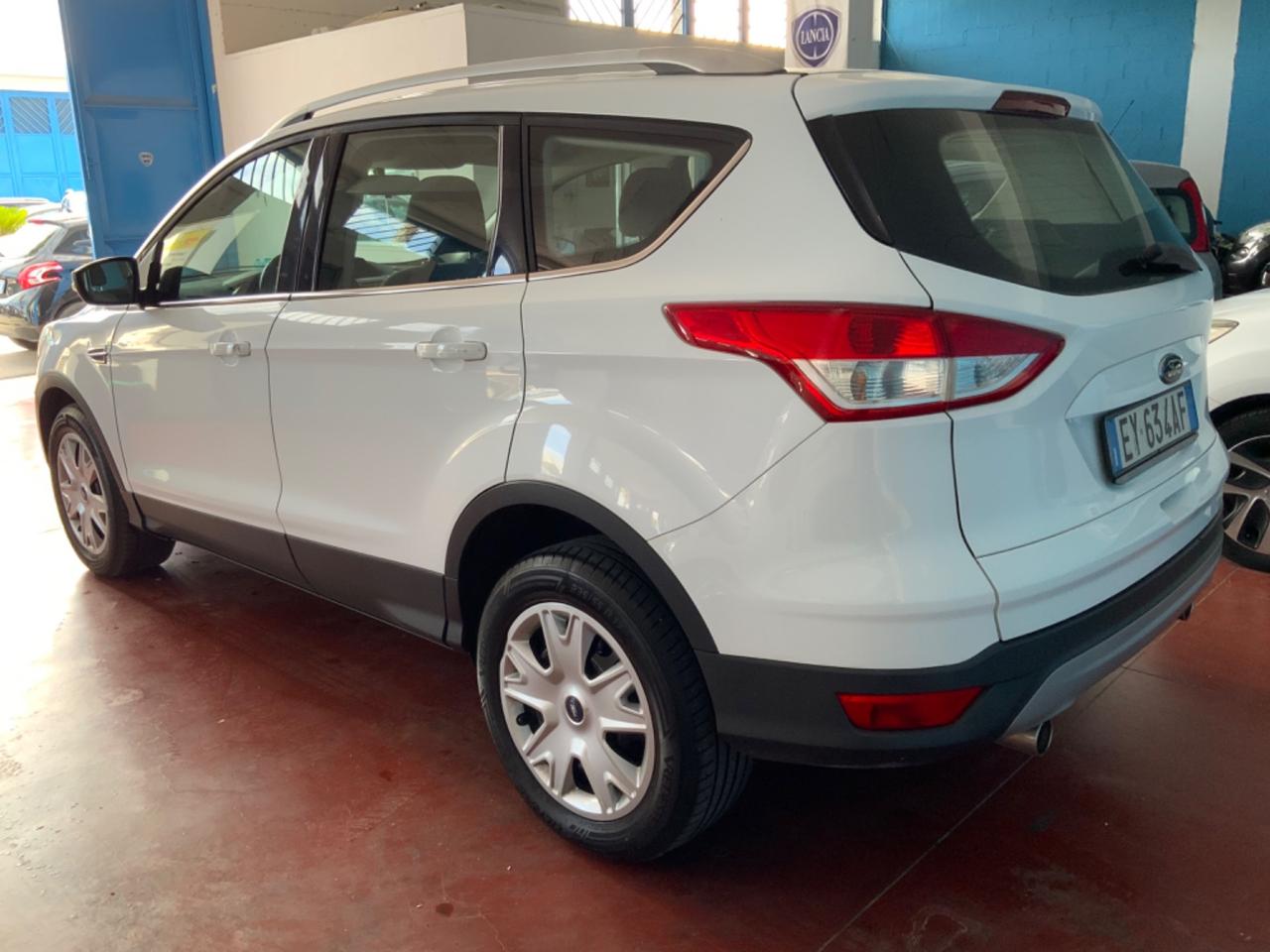 Ford Kuga 2.0 TDCI 140 CV 2WD Business