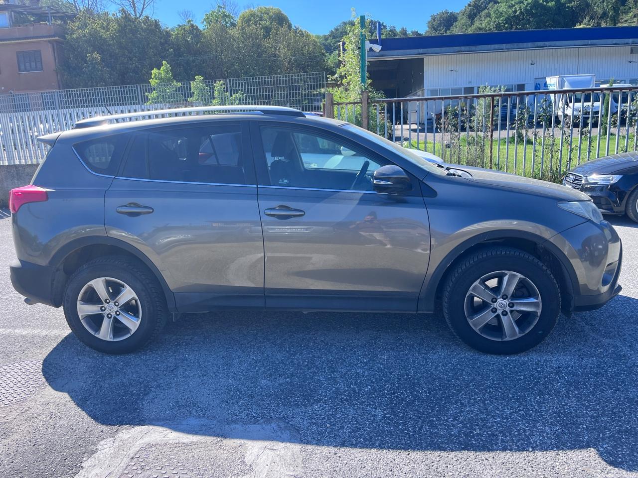 Toyota RAV 4 RAV4 2.2 D-4D 150 CV Lounge