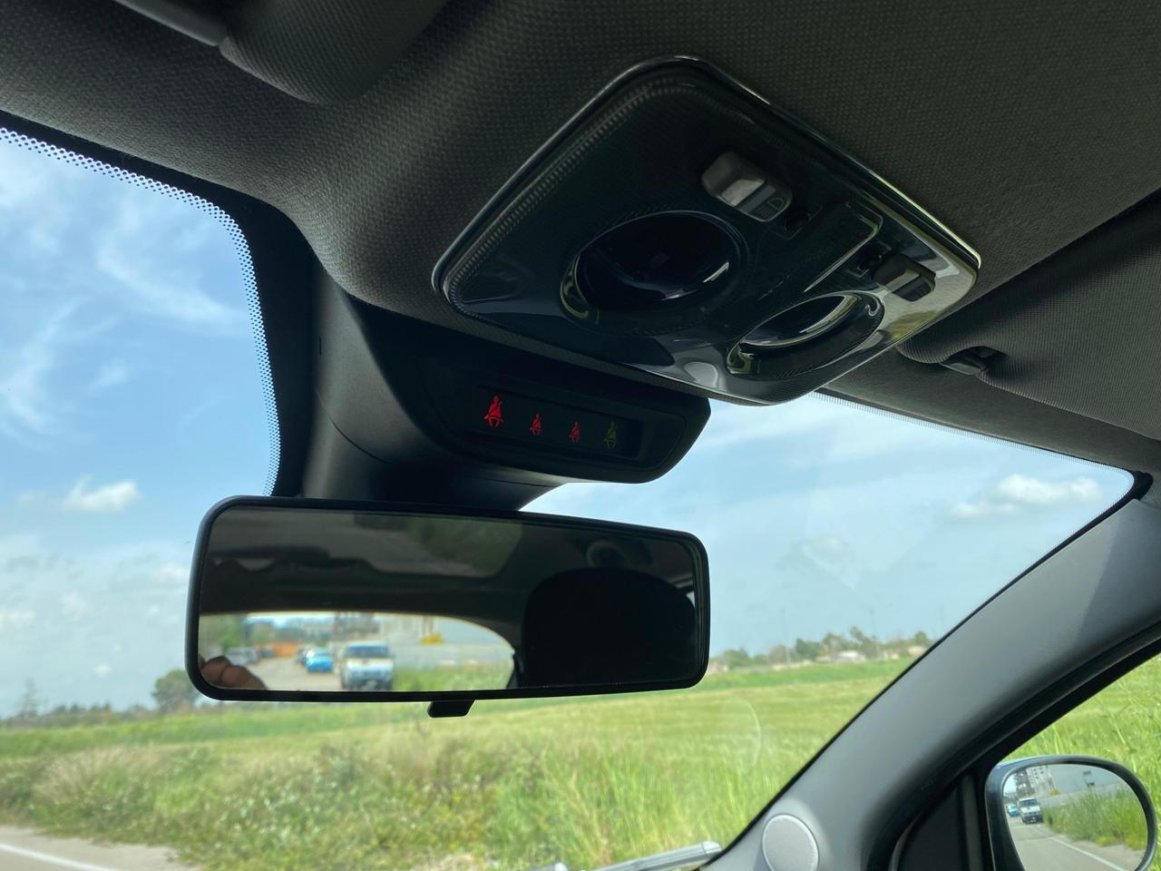 Lancia Ypsilon 1.2 69 CV Unyca