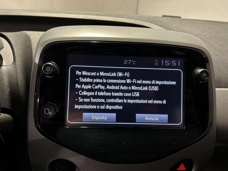 Toyota Aygo Aygo Connect 1.0 VVT-i 72 CV 5 porte x-play