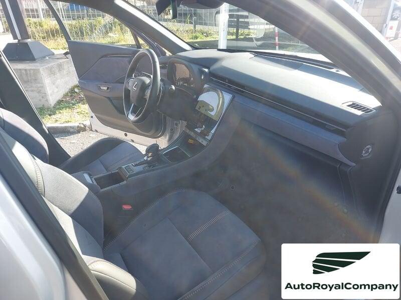 Lexus LBX LBX Hybrid Cool