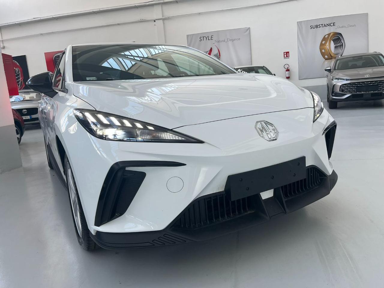 MG MG4 MG4 Standard 49 KWh