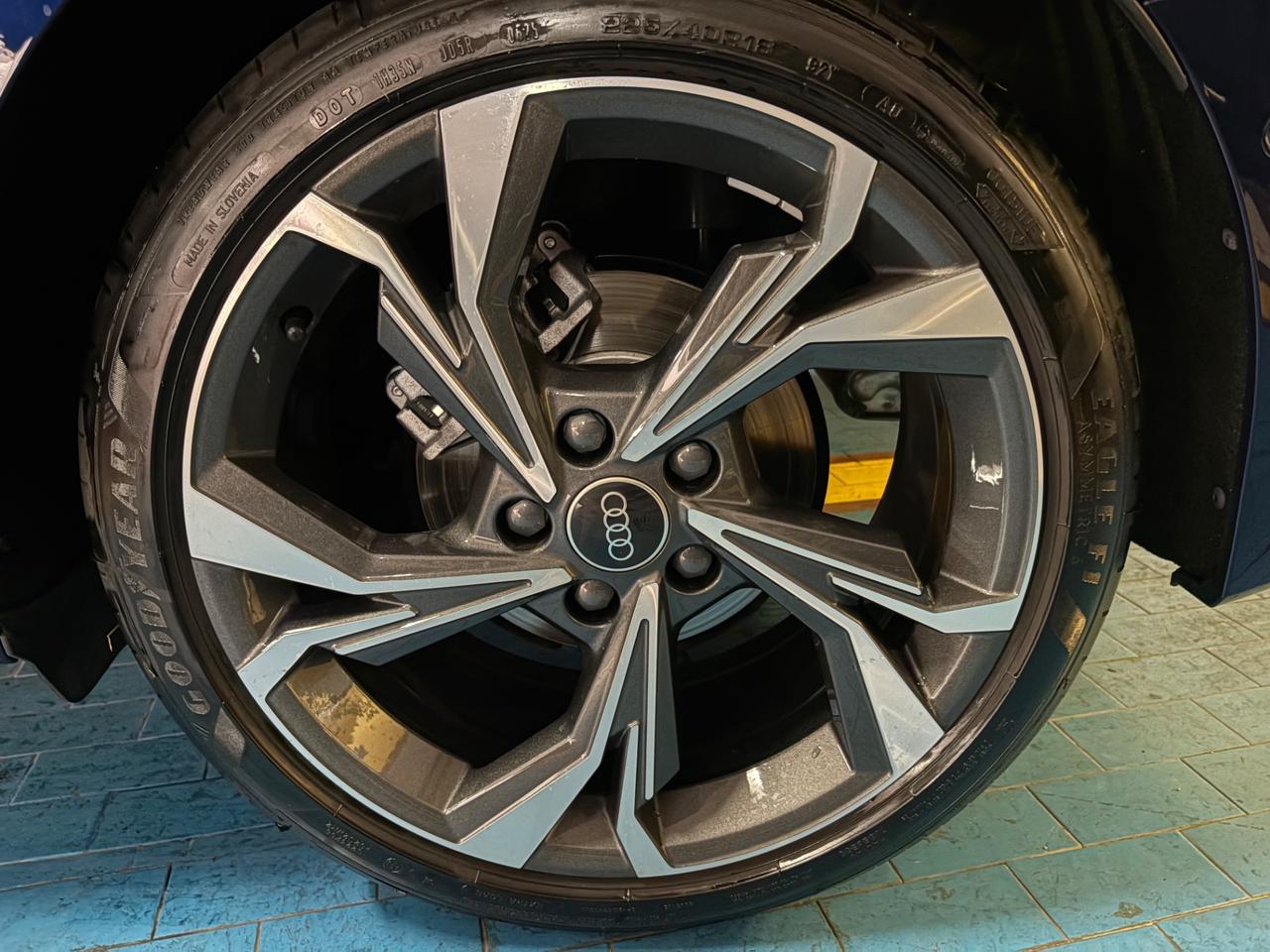 Audi A3 SPB 30 TFSI S line edition