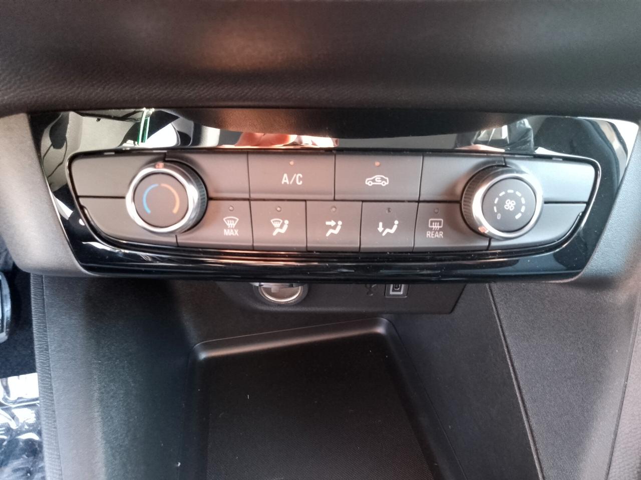 Opel Corsa 1.2 100 CV versione NUOVA