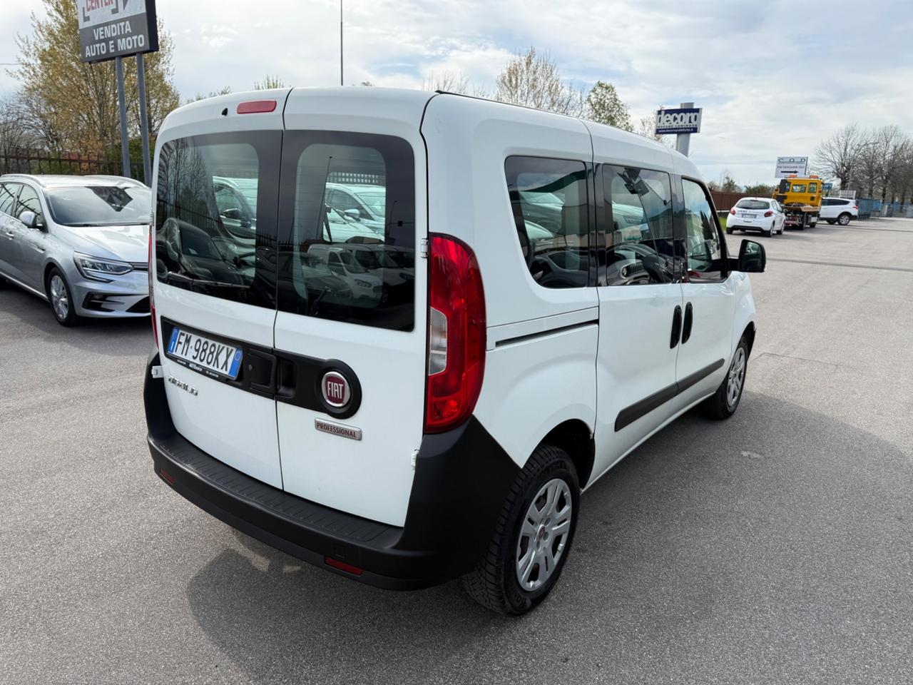 Fiat Doblo 1.3 95 cv 5 POSTI