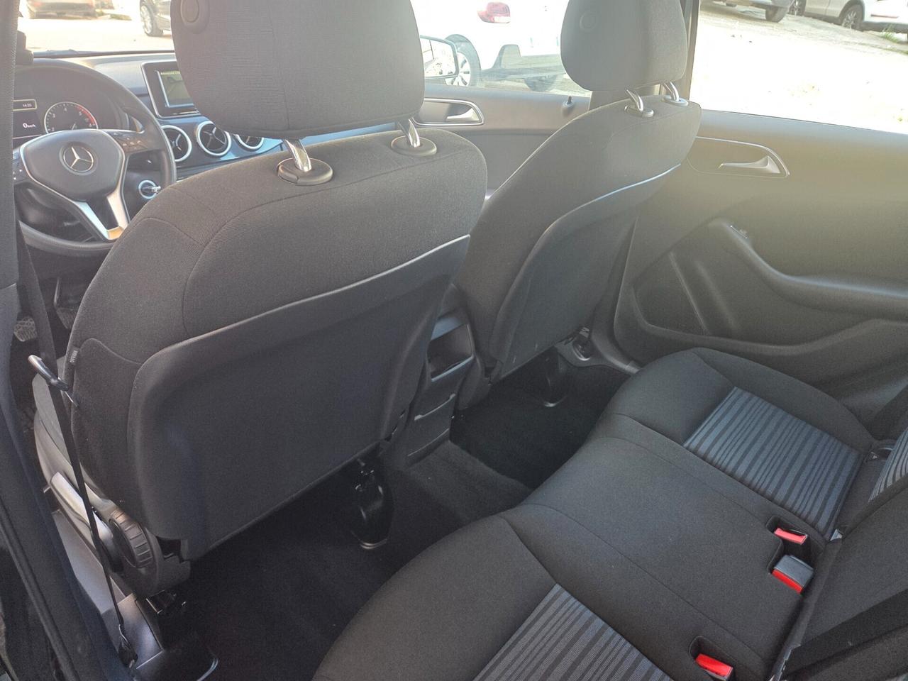 MERCEDES B180 ANNO 2014 1.5 110 CV KM CERTIFICATI