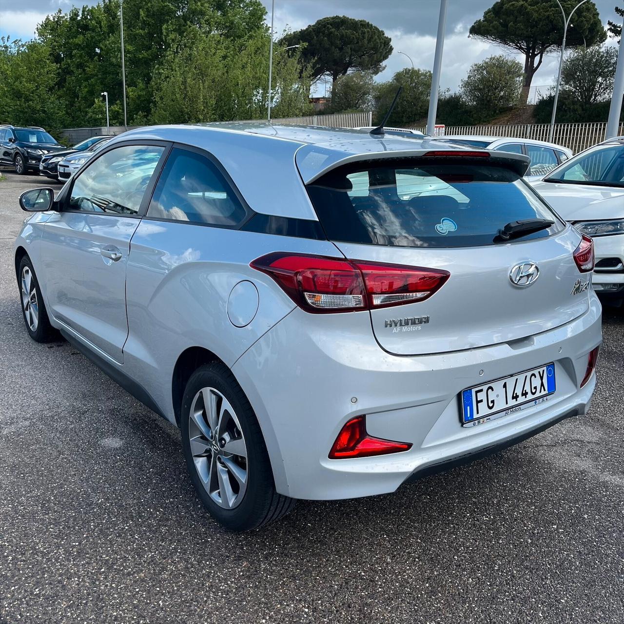 Hyundai i20 Coupé 1.4 CRDi 3 porte Login