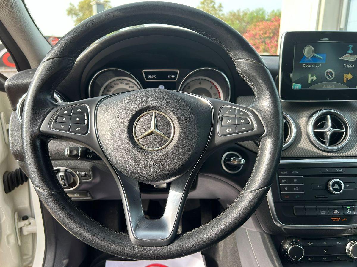 MERCEDES - Classe GLA - GLA 180 d Executive