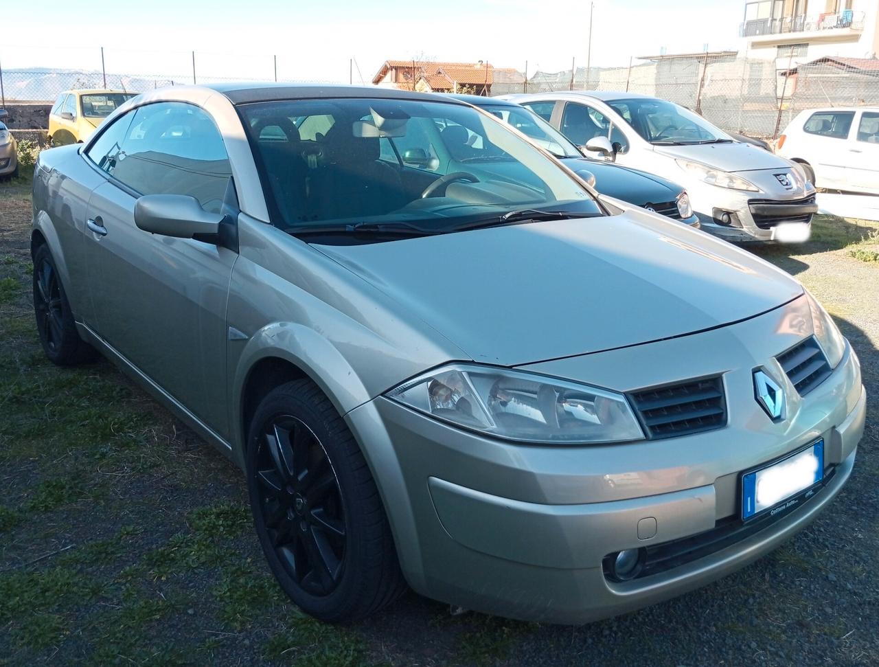 Renault Megane Mégane C-C 1.9 dCi/130CV Confort Authentique