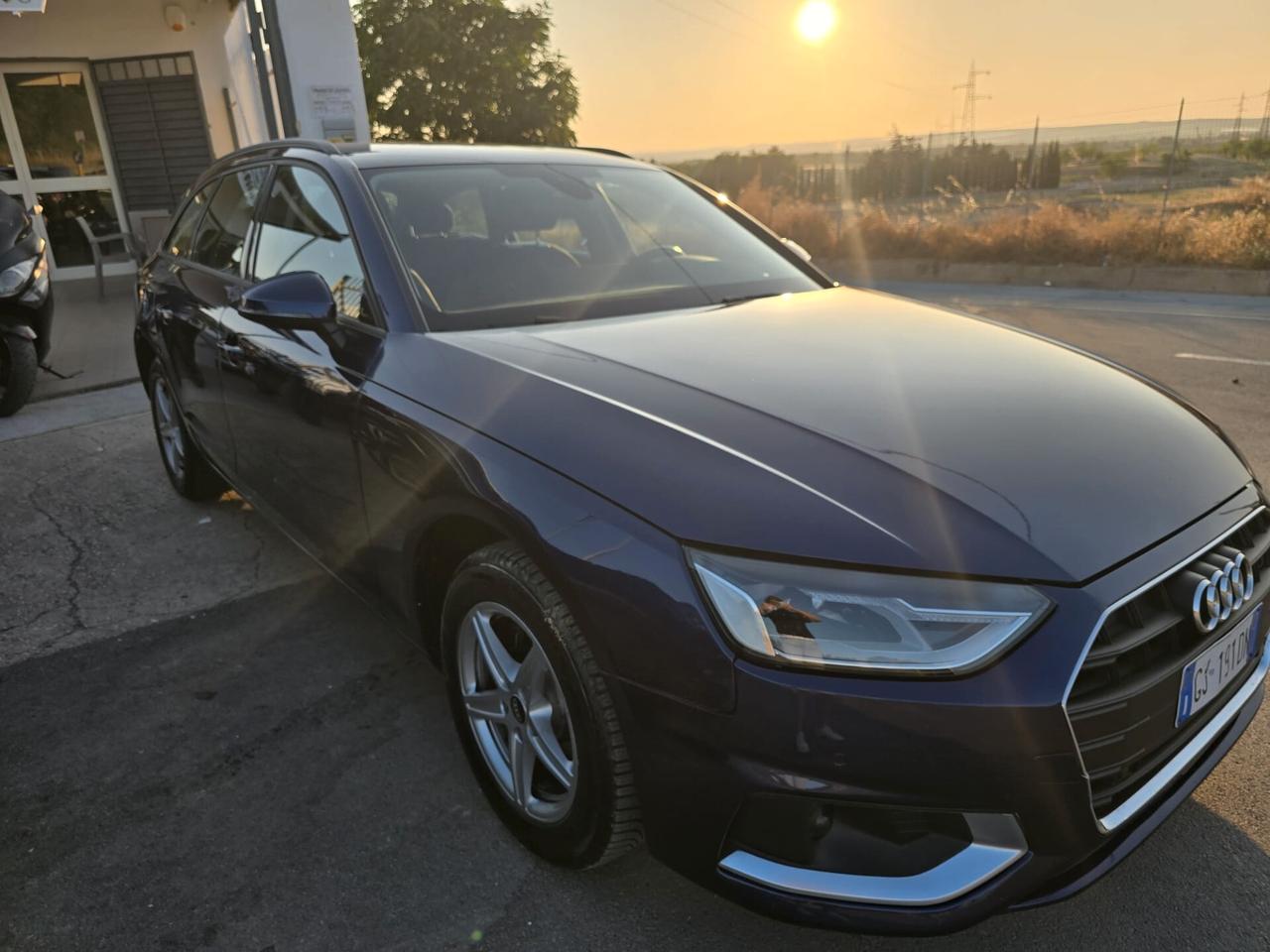 Audi A4 Avant 40 g-tron S tronic Business