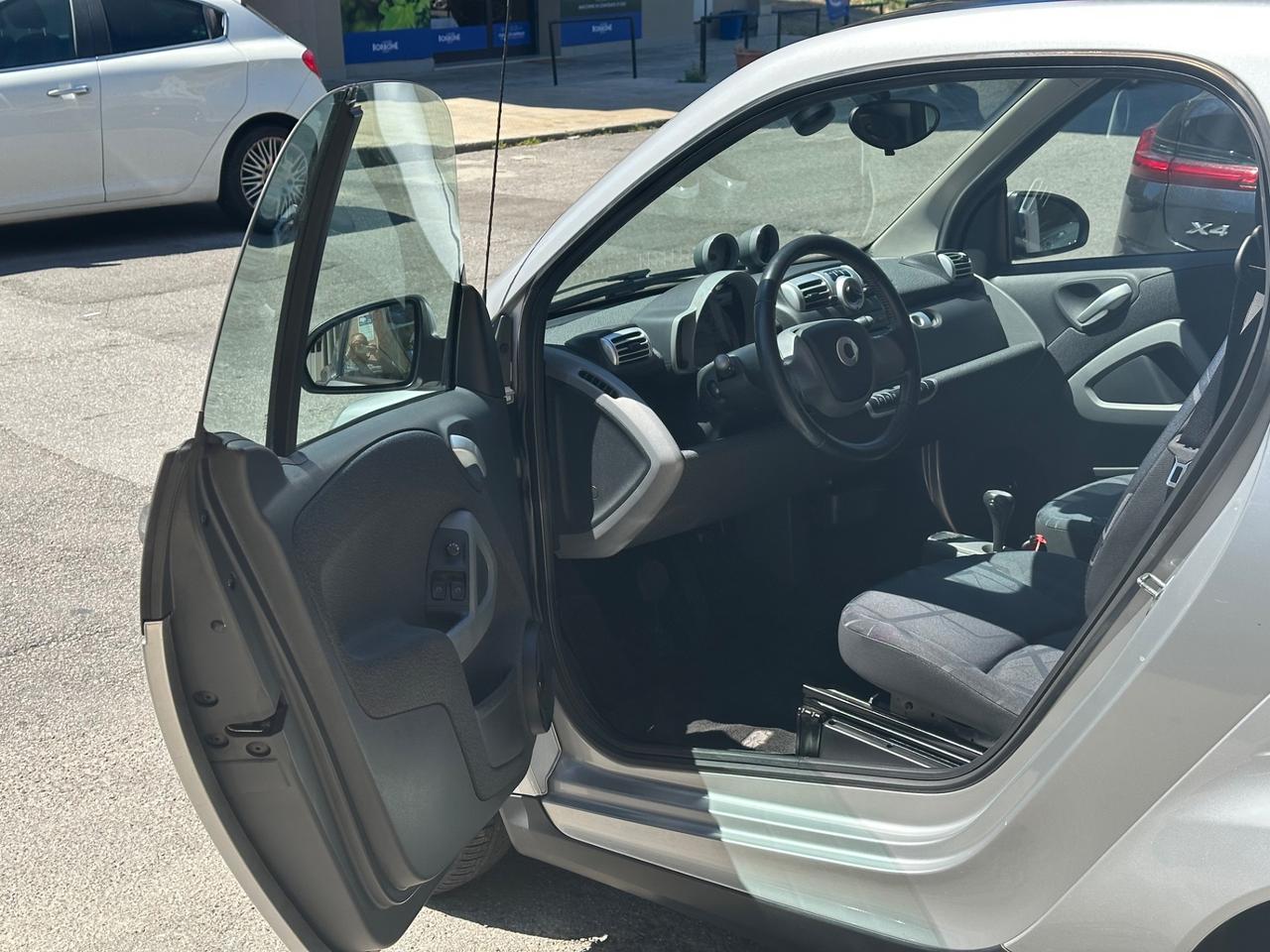 Smart ForTwo 1000 62 kW coupé passion