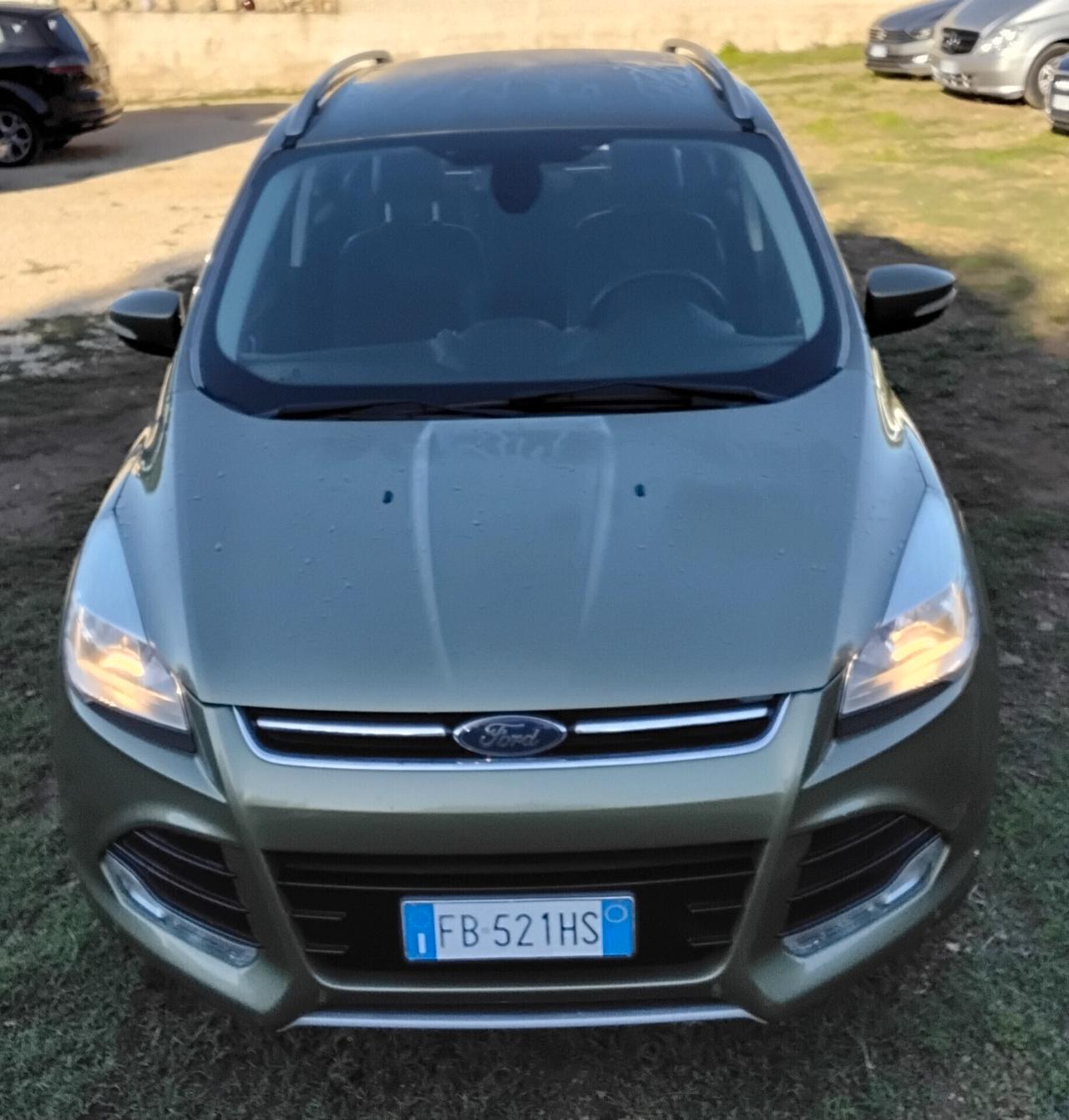 Ford Kuga 2.0 TDCI 150 CV S&S 4WD Powershift Titanium