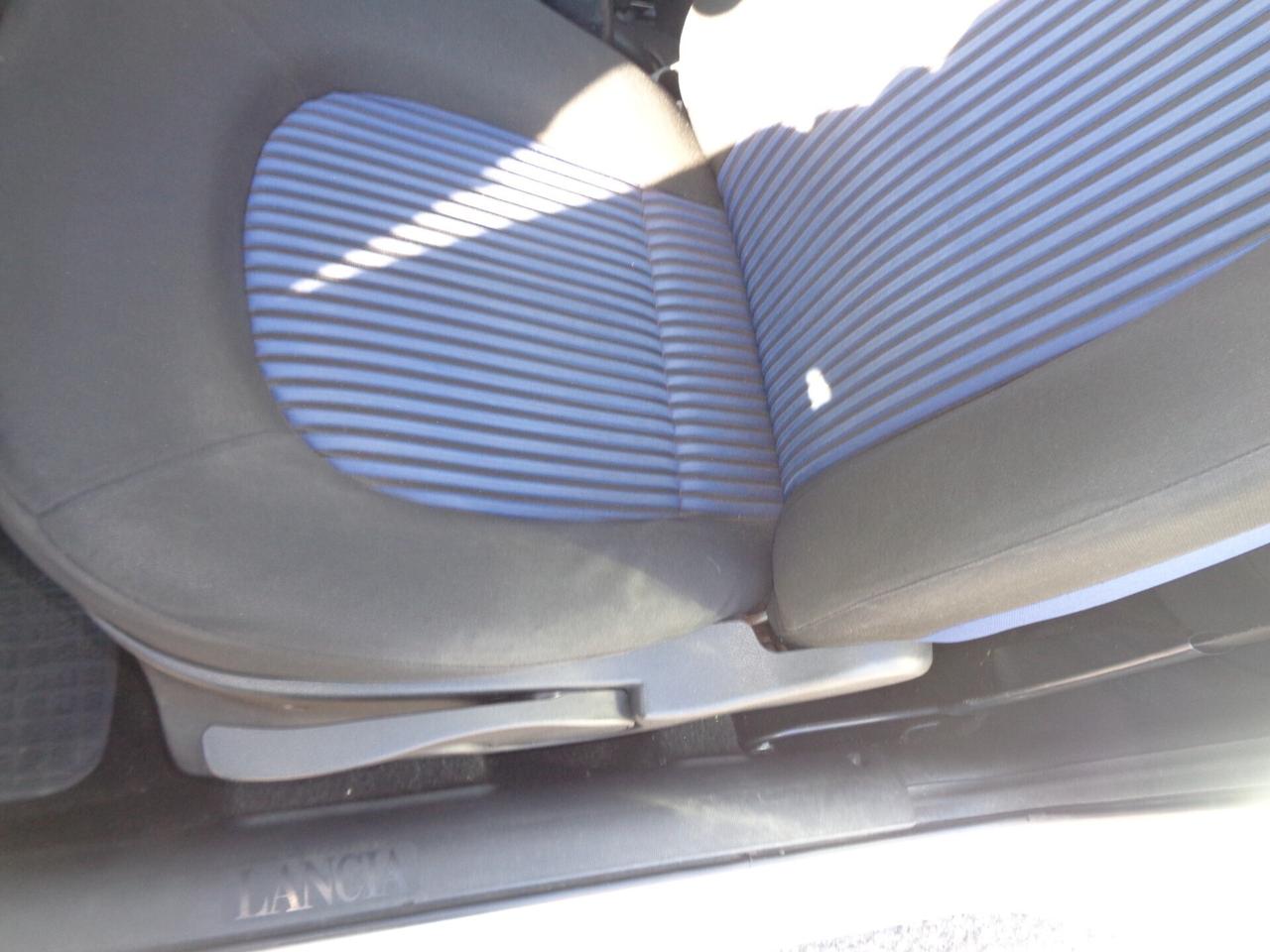 Lancia Ypsilon 1.2 Platino garaz 12 mesi