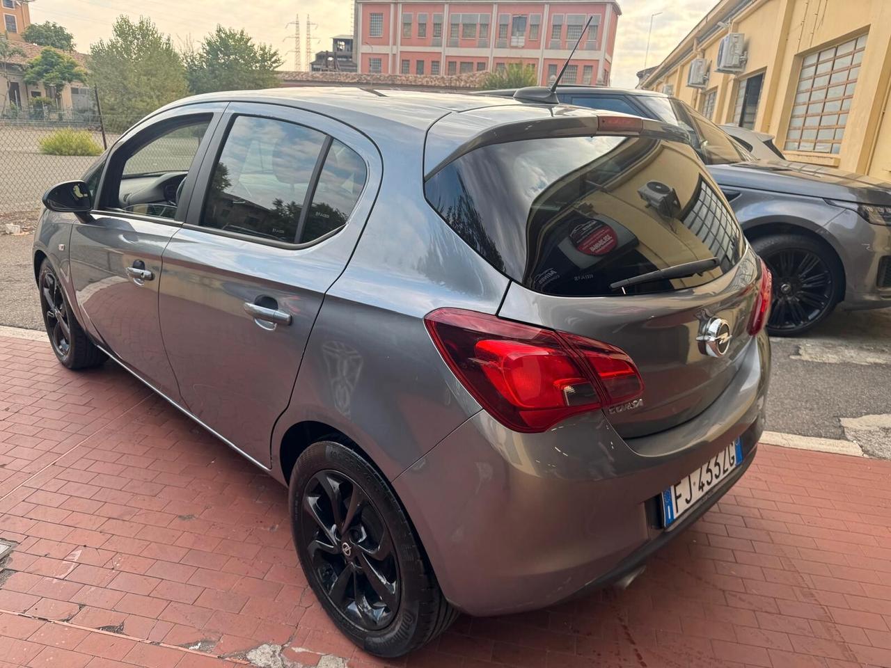 Opel Corsa 2017 1.4 90CV GPL 5 porte NEOPATENTATO