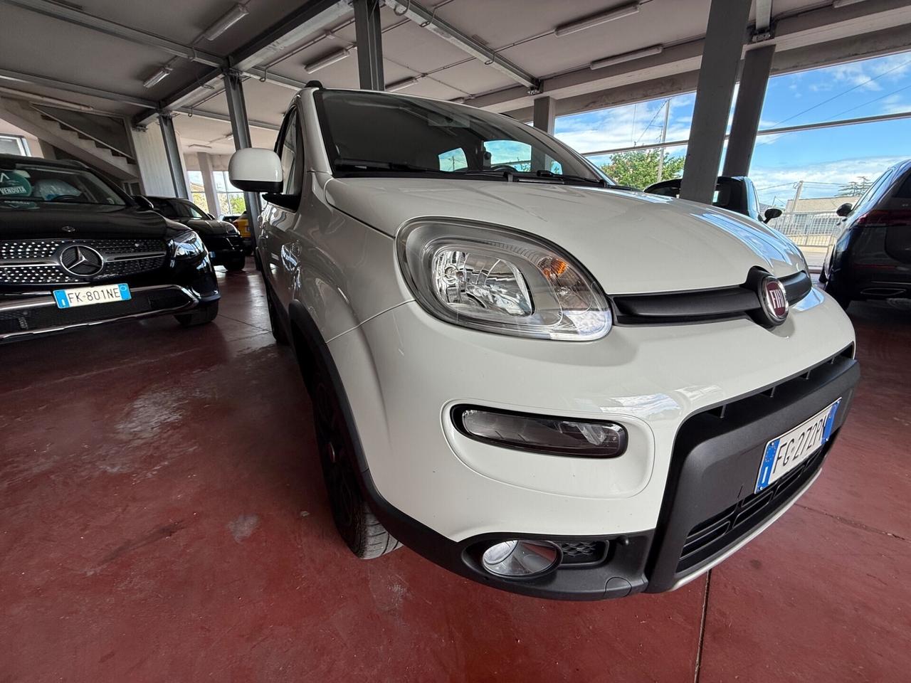 Solo da QUALITYCARS PESCARA INTROVABILE Fiat Panda 1.3 MJT 95 CV S&S 4x4