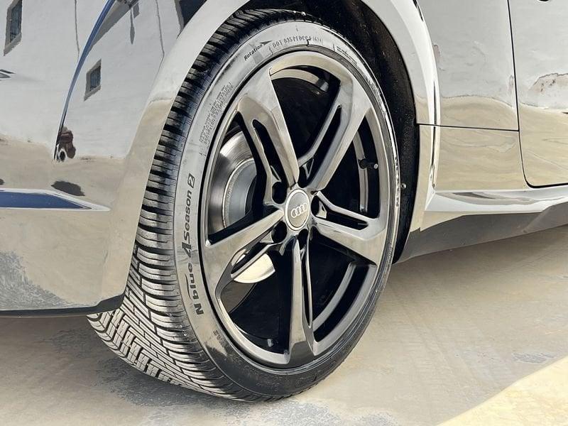 Audi TT 2.0 TDI quattro S tronic S line