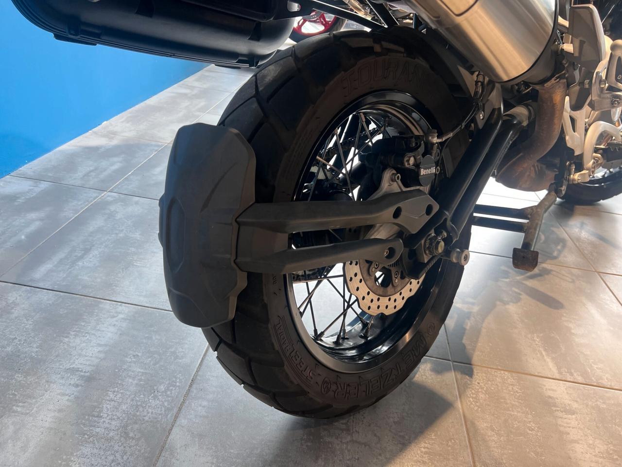 Benelli TRK 502 X + ACCESSORI