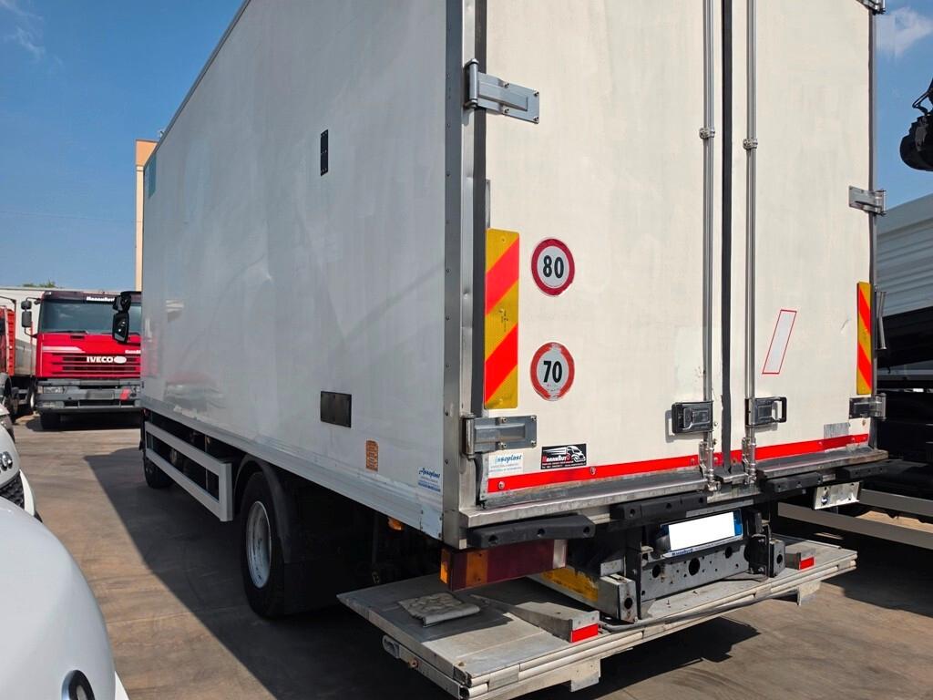 IVECO EUROCARGO 160E28 EURO 5 FRIGO CON PEDANA-2009