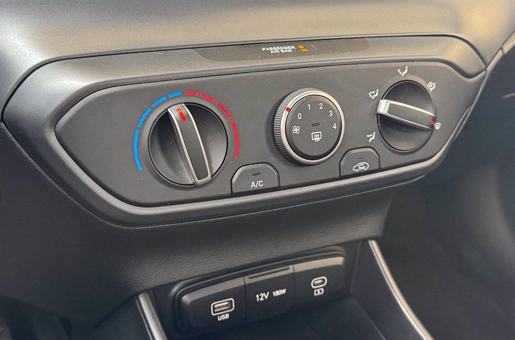 HYUNDAI i20 HYUNDAI i20 1.2 mpi connectline 79cv mt