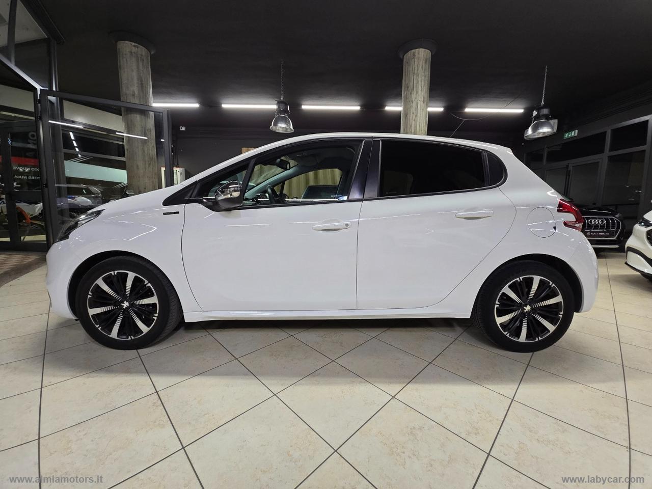 PEUGEOT 208 BlueHDi 100 S&S 5p. Signature